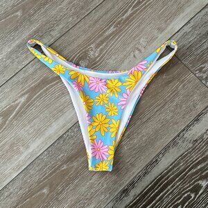 Shein Swimwear Sz L Adorable Floral Bikini Bottom w Daisy Print